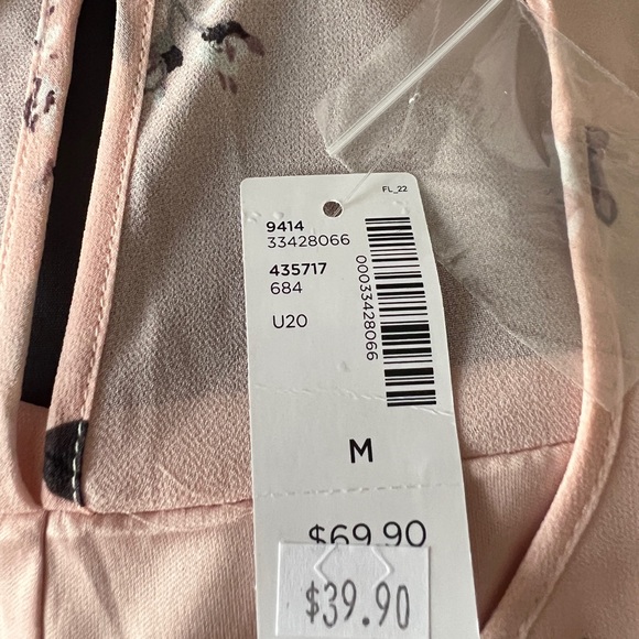 Reitmans Light Flowy Summer Dress NWT - Picture 3 of 3